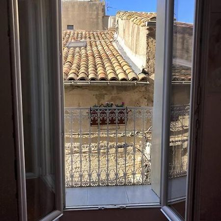 Charmant Studio Centre Historique Apartment Pezenas Exterior photo